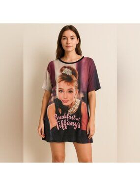 Peter Alexander Breakfast at Tiffany’s Oversized Graphic Dress Tee – M/L